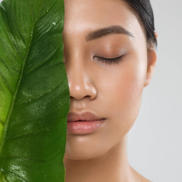 Read more about the article 5 Natural Top Moisturizers That Actually Work